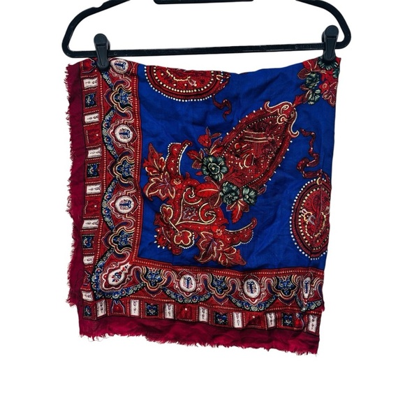 Oscar De La Renta Wool Scarf - Picture 1 of 12